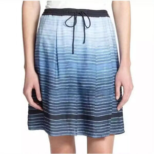 VINCE. Silk Pleated Striped Ombre Blue Mini Skirt Small NWT
